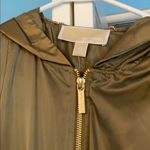 Jacket - Picture 3 of 5